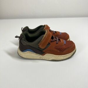 OshKosh B'gosh® Kaiser Toddler Boys' Sneakers Size 11M